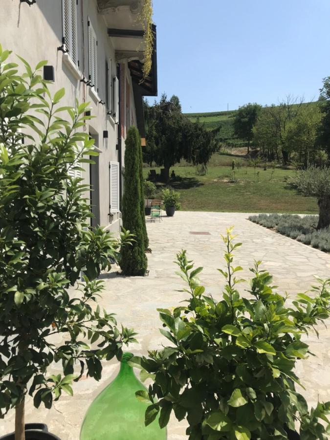 Sotto La Vigna Charm Stay Adults Only Vacation Suite Appartment Montegrosso dʼAsti Extérieur photo