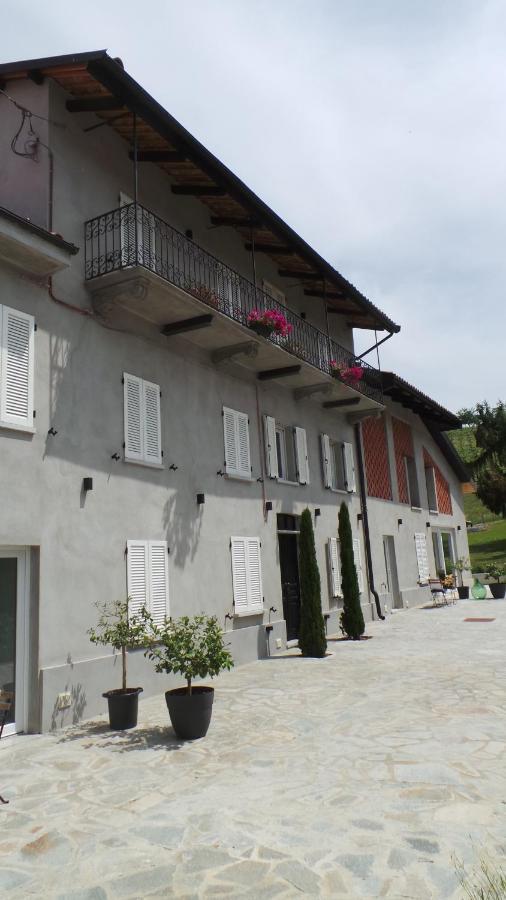 Sotto La Vigna Charm Stay Adults Only Vacation Suite Appartment Montegrosso dʼAsti Extérieur photo