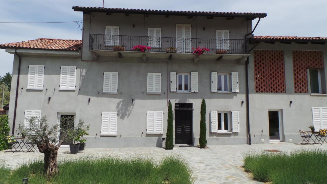 Sotto La Vigna Charm Stay Adults Only Vacation Suite Appartment Montegrosso dʼAsti Extérieur photo